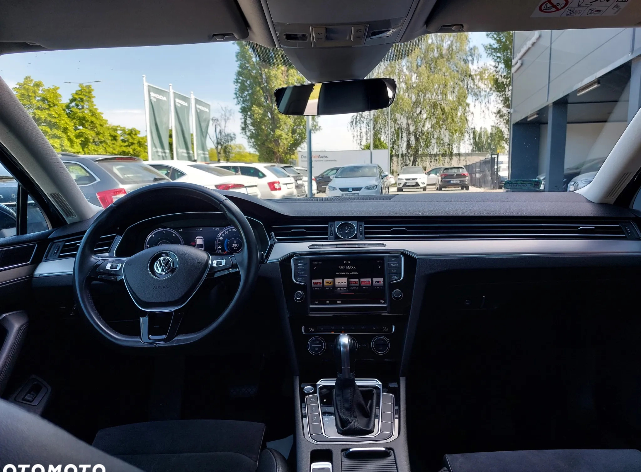 Volkswagen Passat cena 74900 przebieg: 170155, rok produkcji 2016 z Zwoleń małe 631